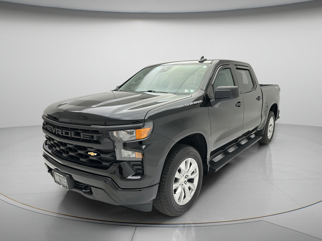 Used 2023 Chevrolet Silverado 1500 Custom AWD/4WD image 3