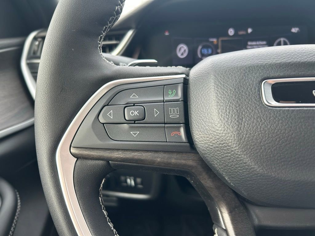 New 2025 Jeep Grand Cherokee Limited image 8