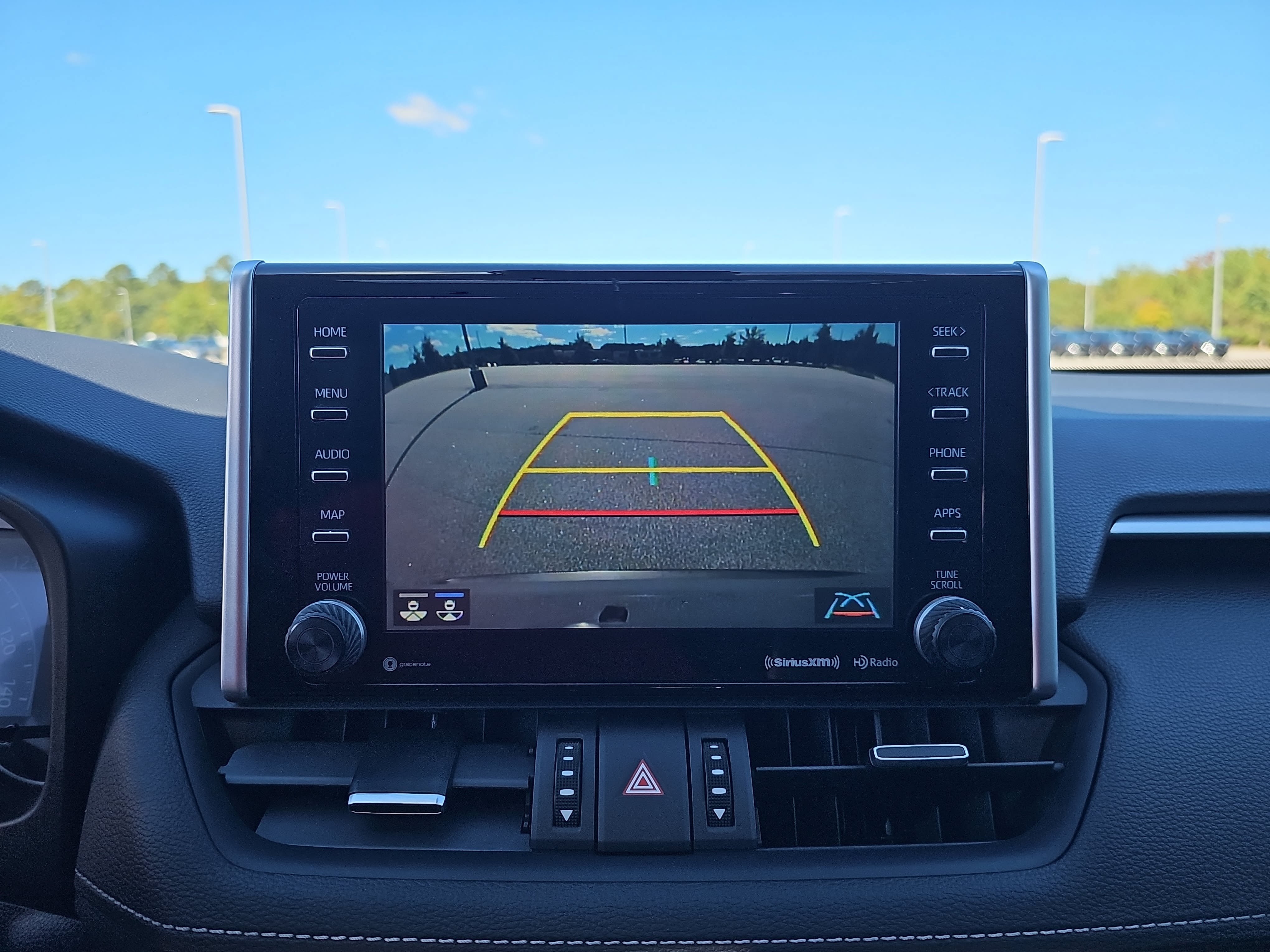 Used 2019 Toyota RAV4 Limited FWD image 25