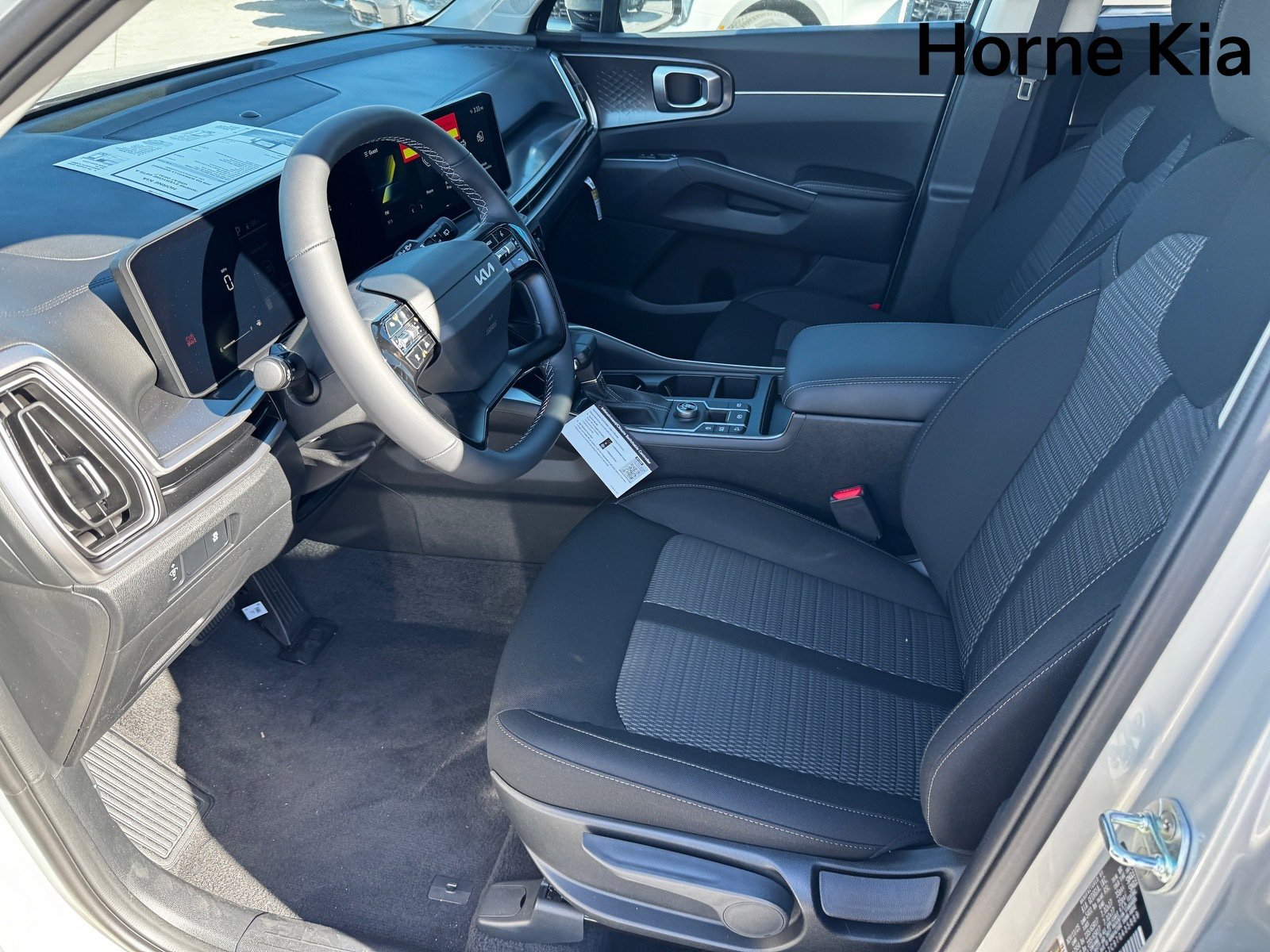 New 2026 Kia Sorento LX image 9