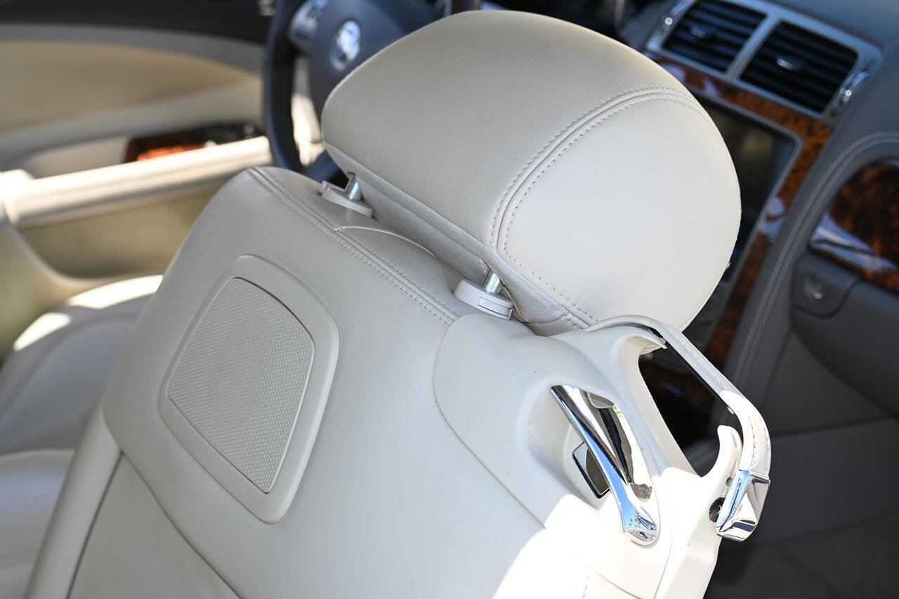 Used 2010 Jaguar XK Convertible image 26