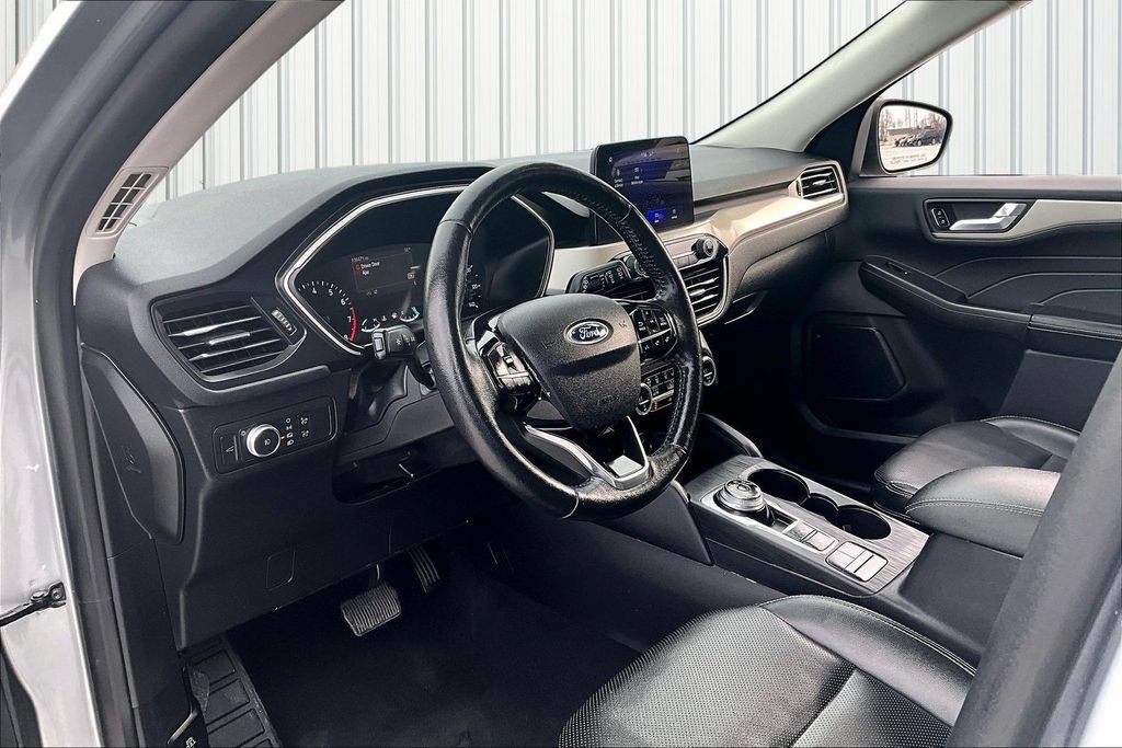 Used 2021 Ford Escape SEL AWD/4WD image 16