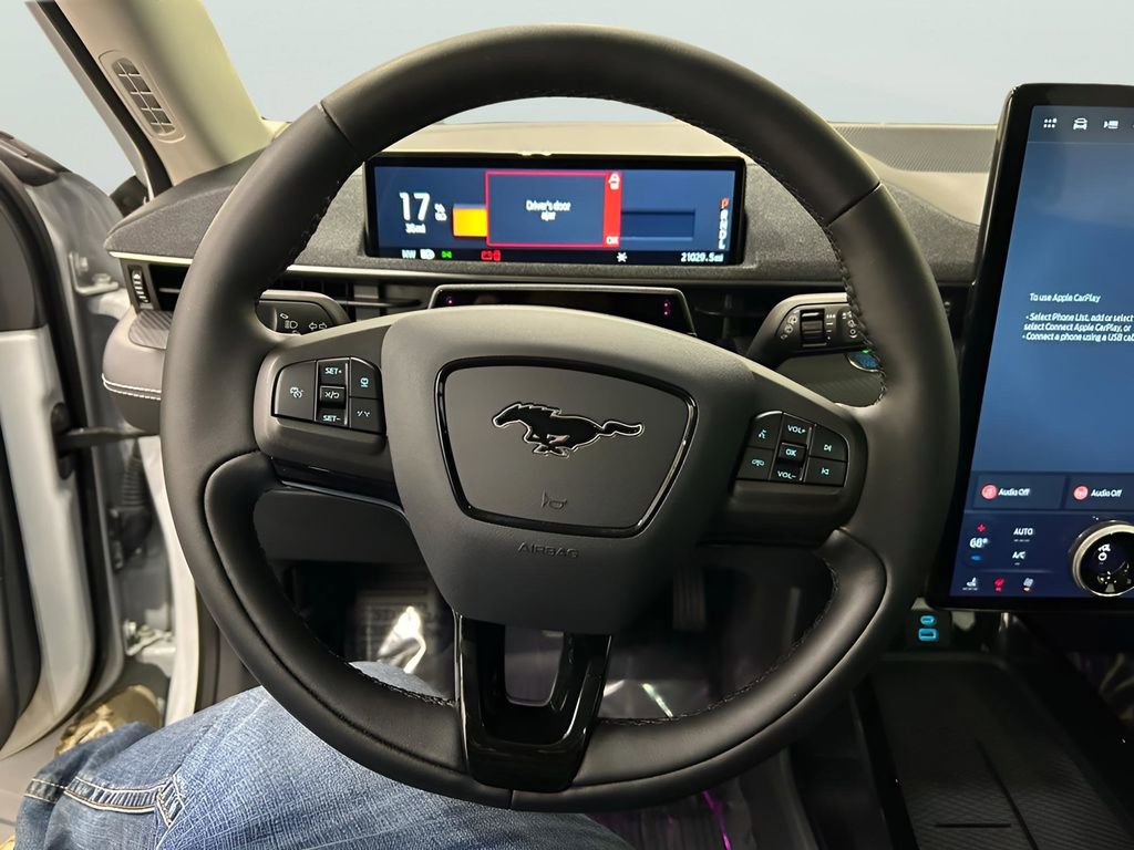 Used 2022 Ford Mustang Mach-E Premium image 21