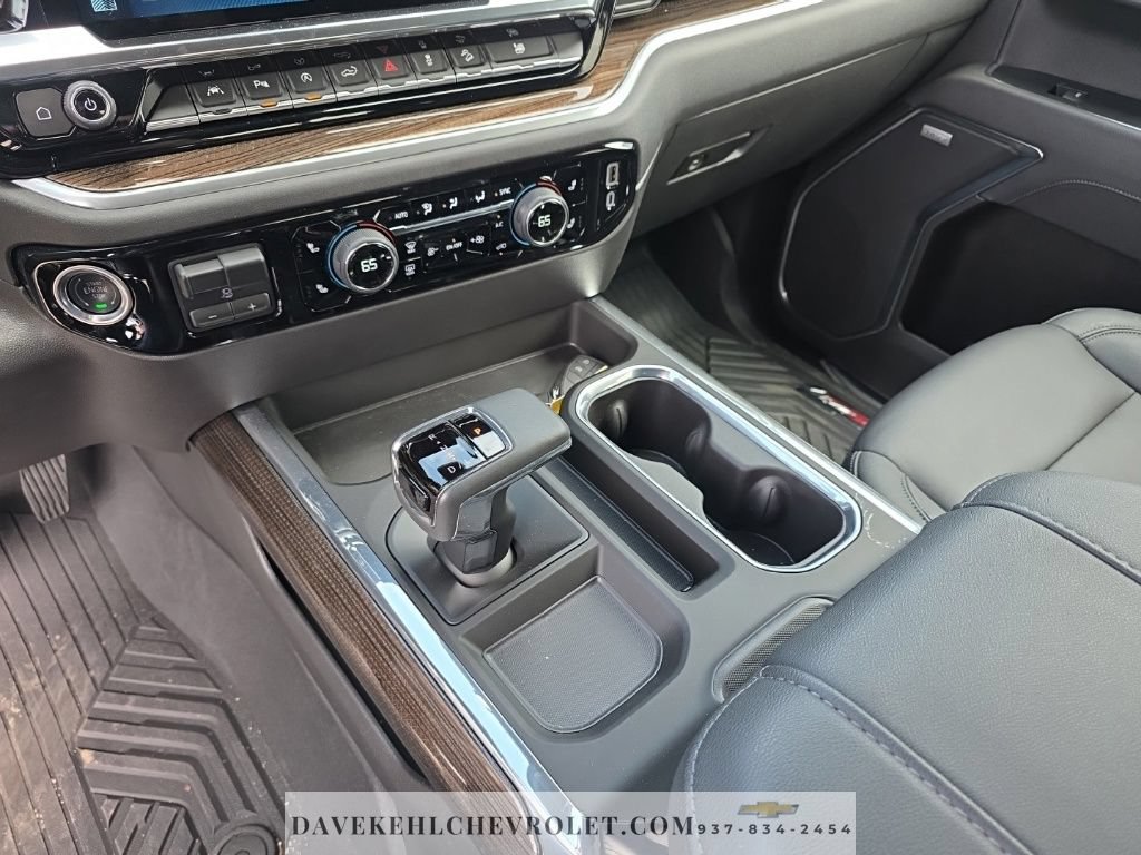 Used 2025 Chevrolet Silverado 1500 LT Trail Boss w/ LT Trail Boss Premium Package AWD/4WD image 22