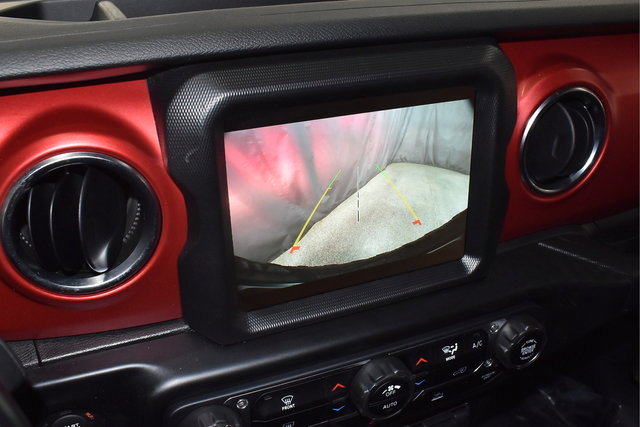 Used 2021 Jeep Wrangler Unlimited Rubicon w/ Uconnect 4C Nav & Sound Group AWD/4WD image 13