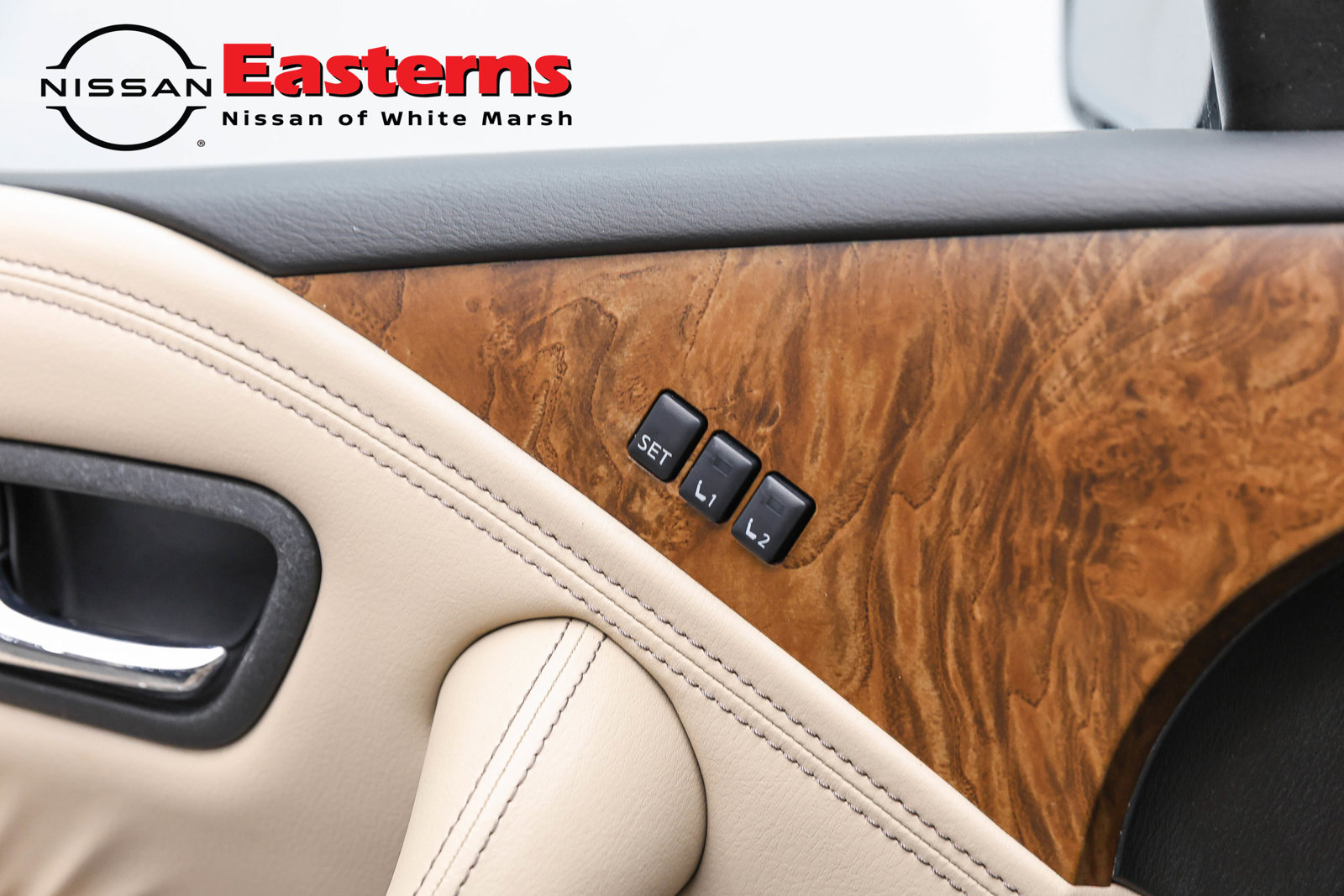 Used 2023 Nissan Armada SL w/ Captain's Chairs Package AWD/4WD image 22
