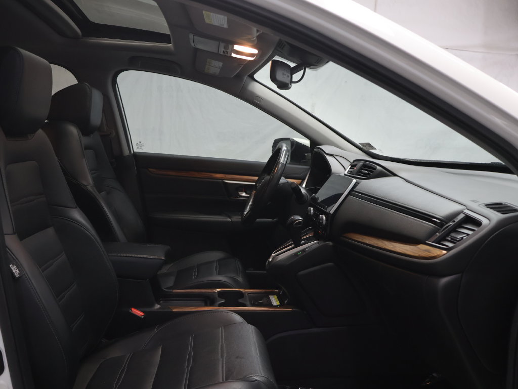 Used 2022 Honda CR-V Touring image 9