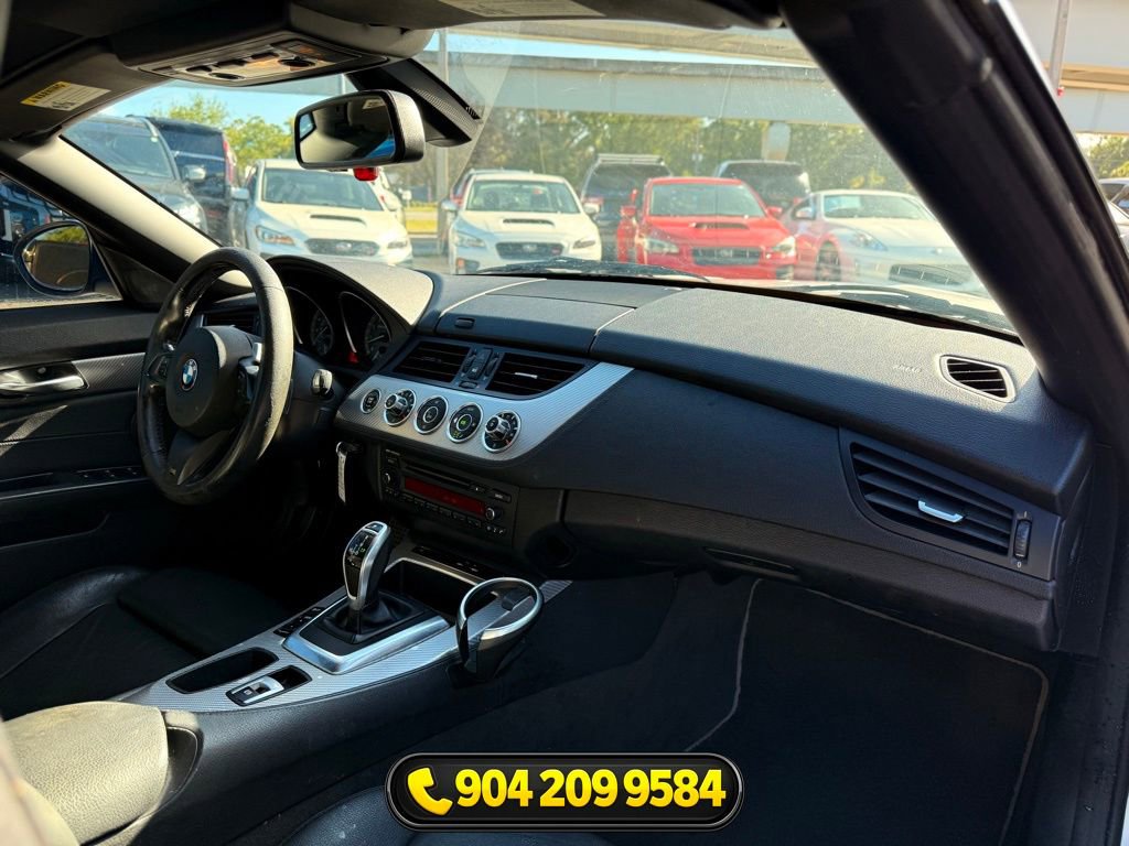 Used 2011 BMW Z4 sDrive35is image 24