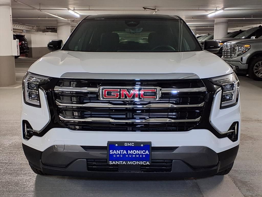 Used 2026 GMC Terrain Elevation w/ Technology Package II image 2