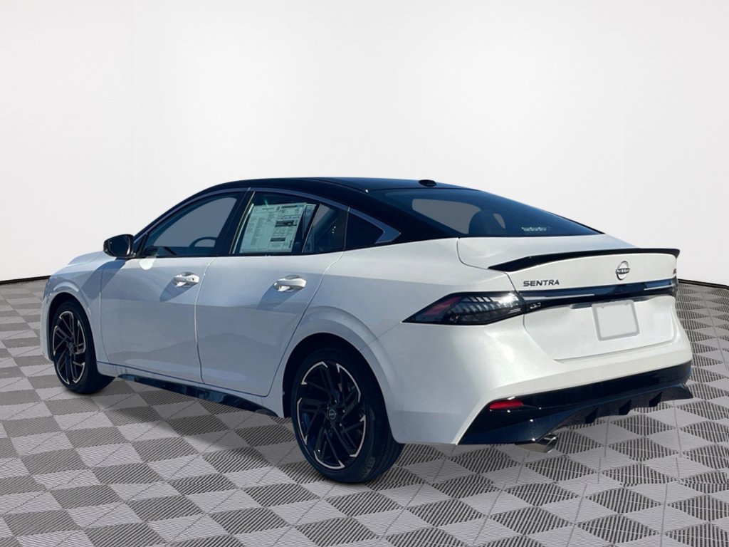 New 2027 Nissan Sentra SR FWD image 3