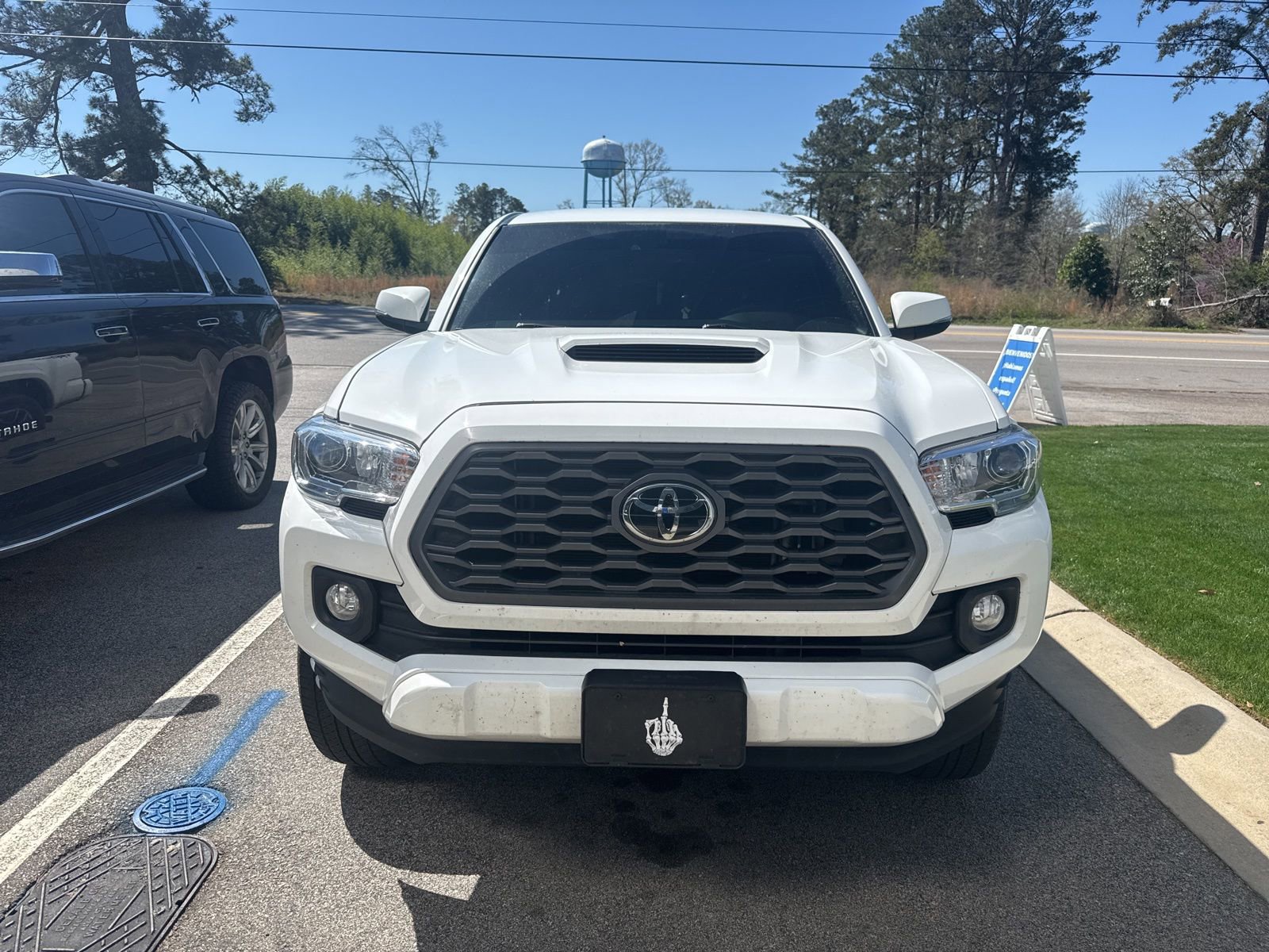 Used 2023 Toyota Tacoma TRD Sport image 2