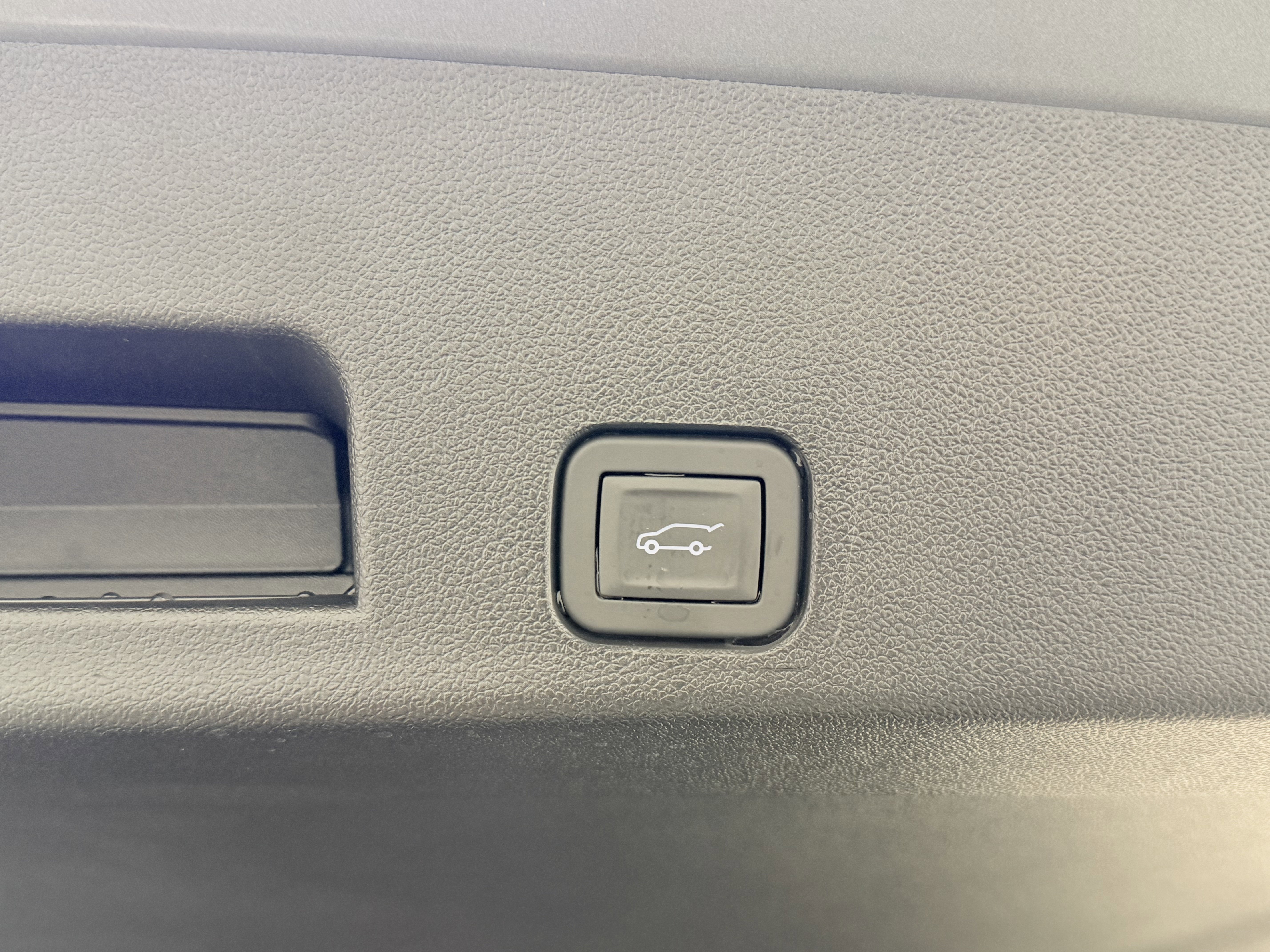 Used 2025 Chevrolet Traverse Z71 w/ Driver Confidence Package image 11