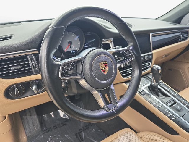 Used 2020 Porsche Macan S w/ Premium Package Plus AWD/4WD image 16
