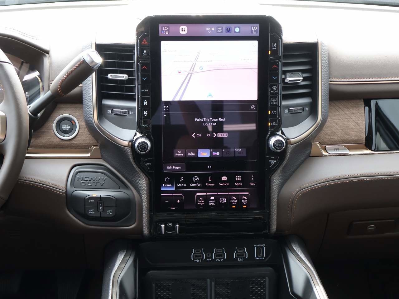 New 2025 RAM 3500 Longhorn image 15