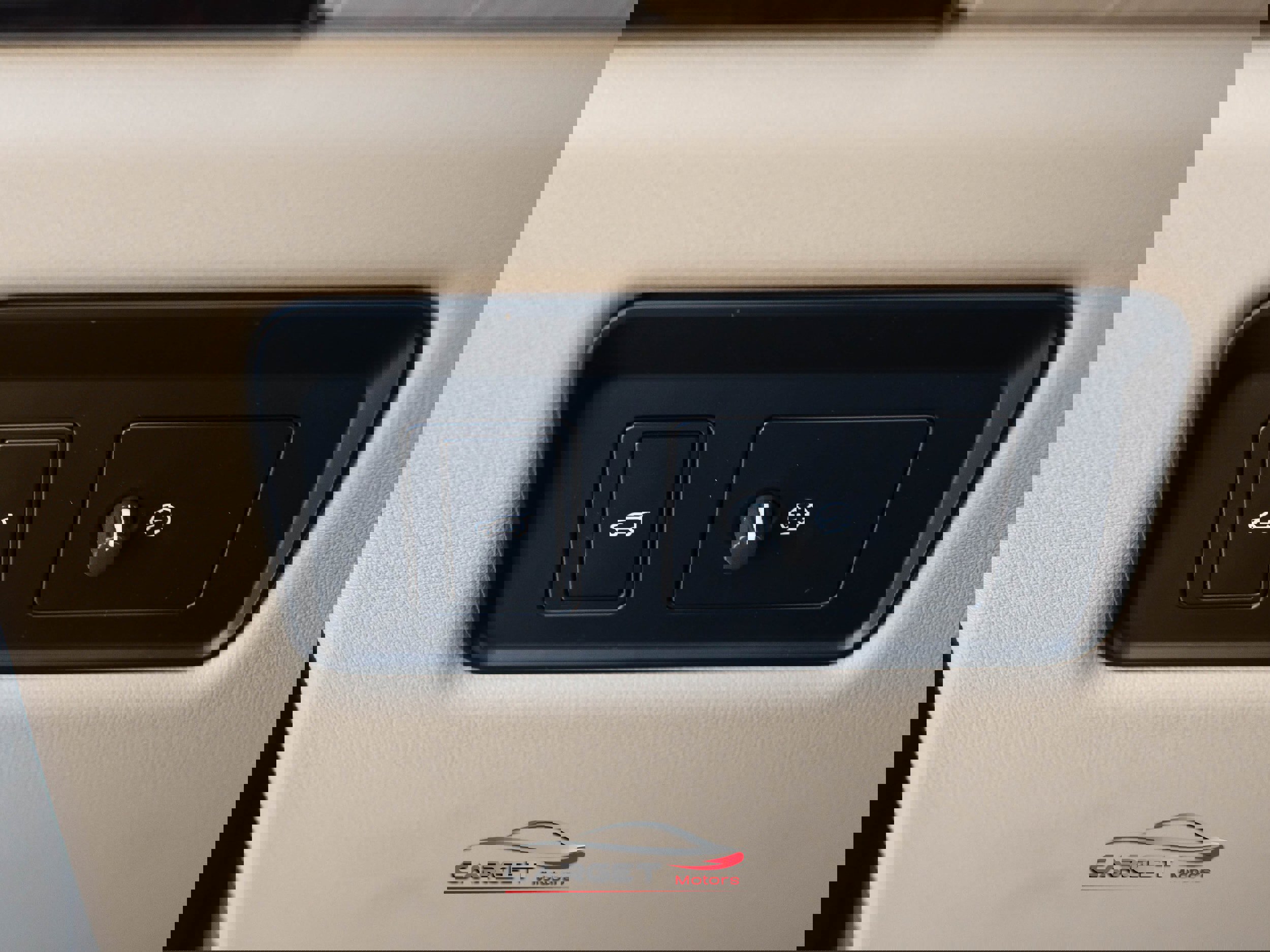 Used 2021 Land Rover Range Rover P525 Westminster Edition image 40