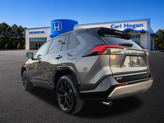 Used 2024 Toyota RAV4 XSE AWD/4WD image 4