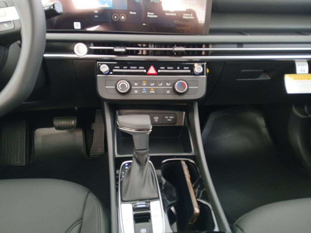 New 2027 Hyundai Santa Cruz SE FWD image 12