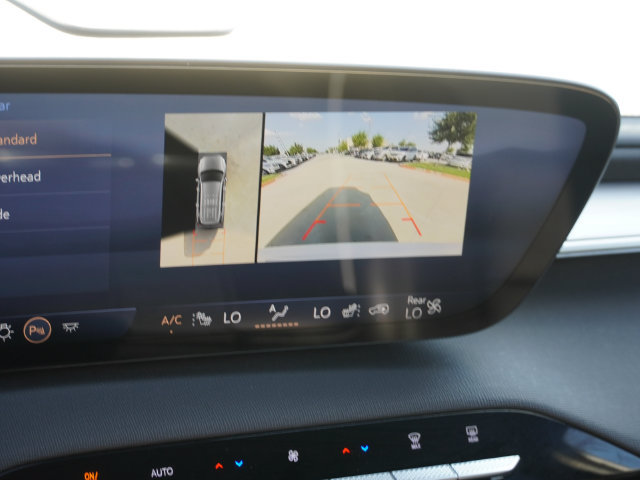 Used 2025 Buick Enclave Preferred FWD image 23
