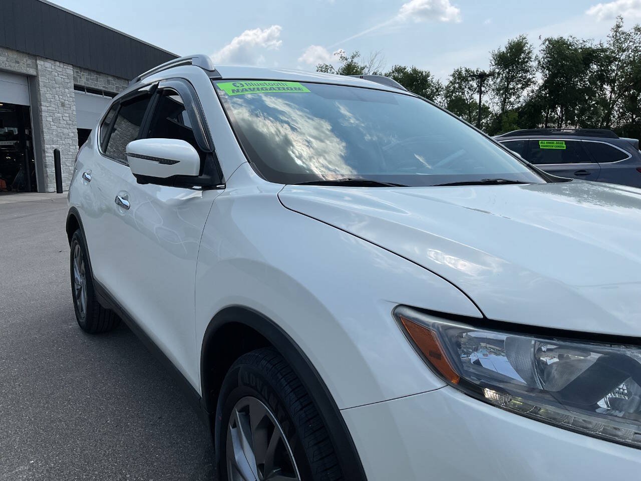 Used 2016 Nissan Rogue SL FWD image 11