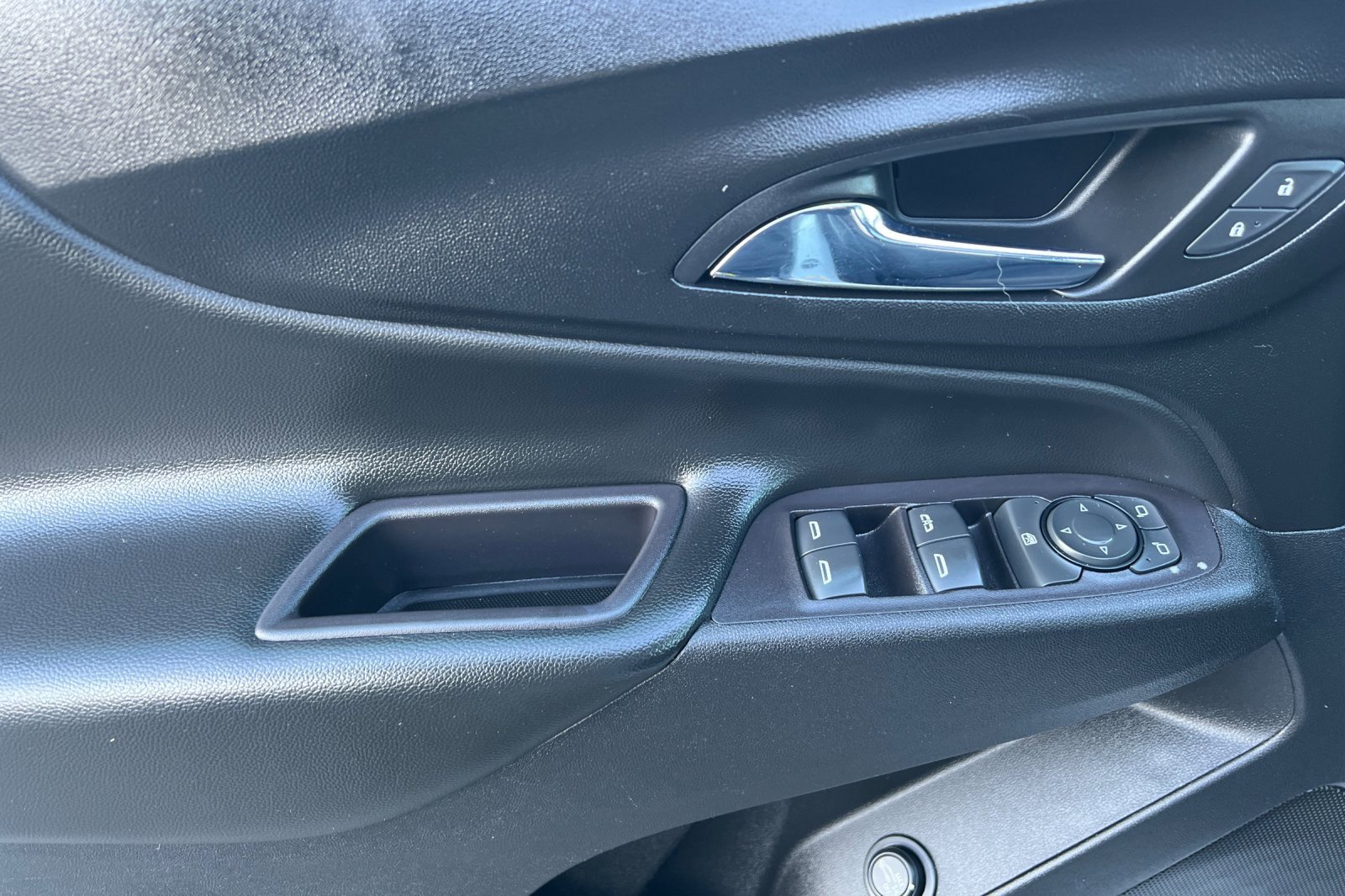 Used 2020 Chevrolet Equinox LT AWD/4WD image 8