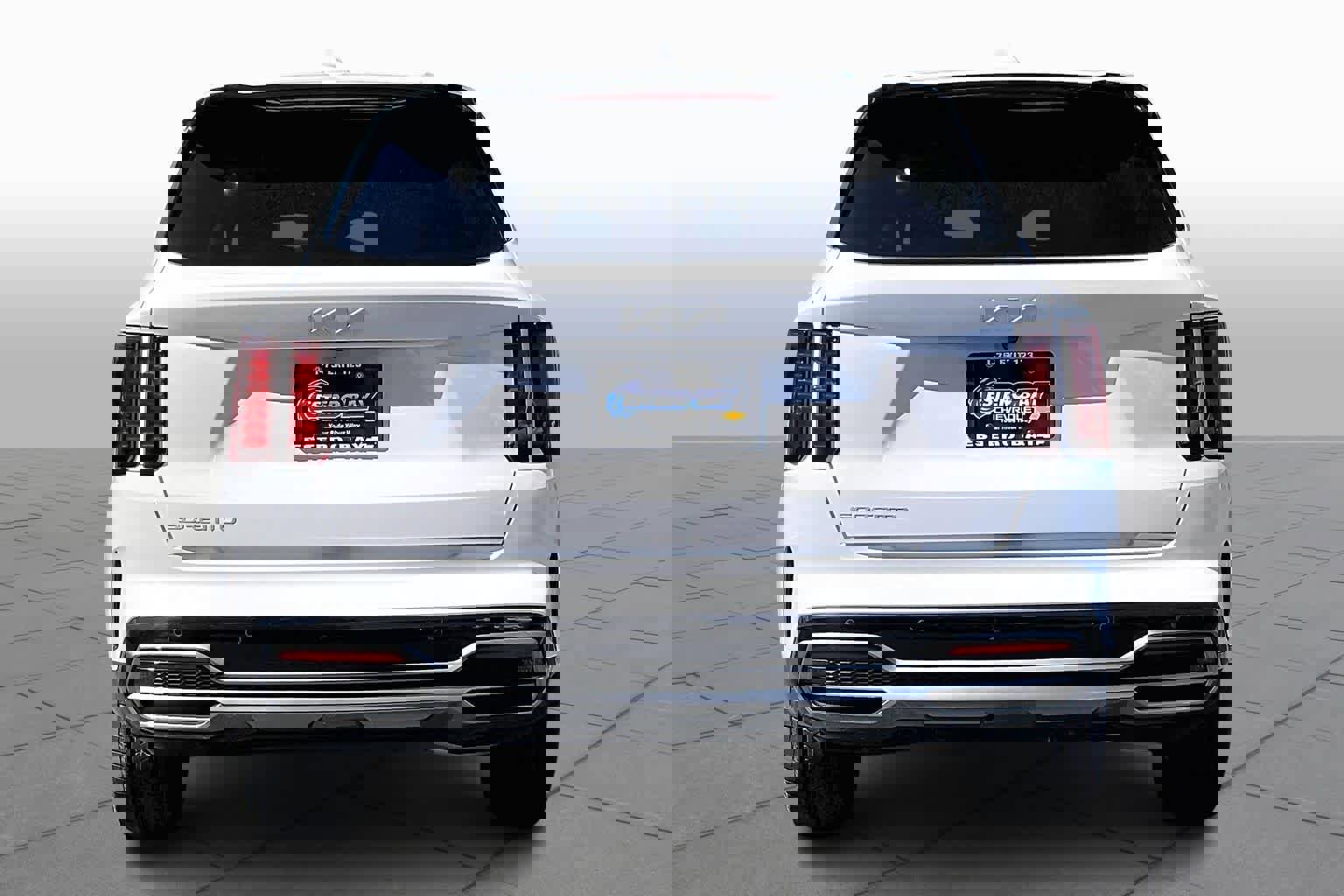 Used 2023 Kia Sorento S image 5