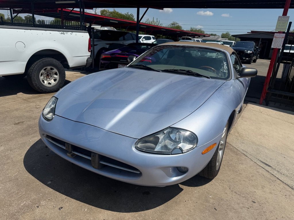 Used 2000 Jaguar XK8 Convertible RWD image 6