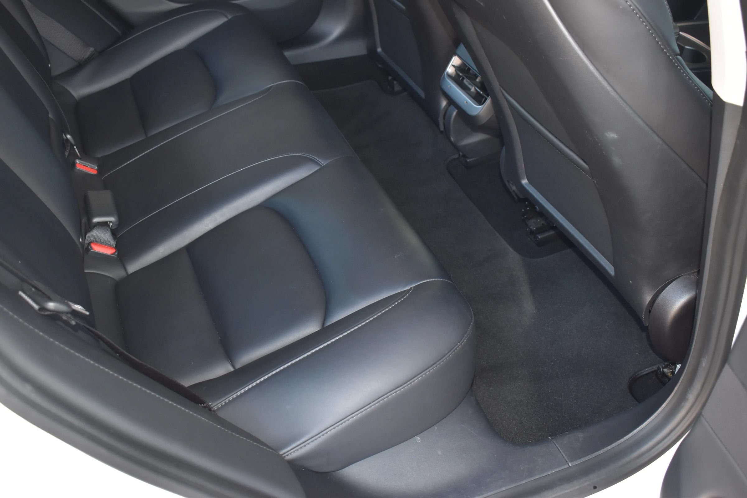Used 2023 Tesla Model 3 Standard Range RWD image 15