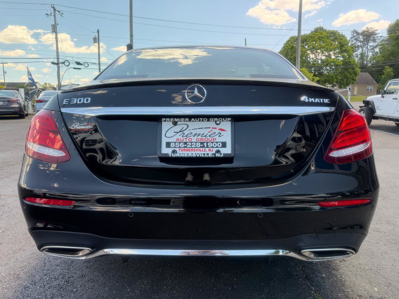 Used 2018 Mercedes-Benz E 300 4MATIC image 6