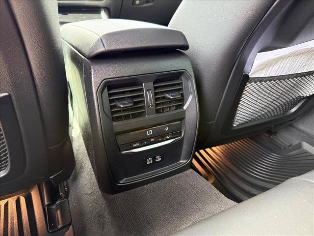 Used 2024 BMW i4 eDrive40 w/ Premium Package RWD image 19