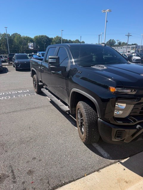 Used 2026 Chevrolet Silverado 2500 Custom