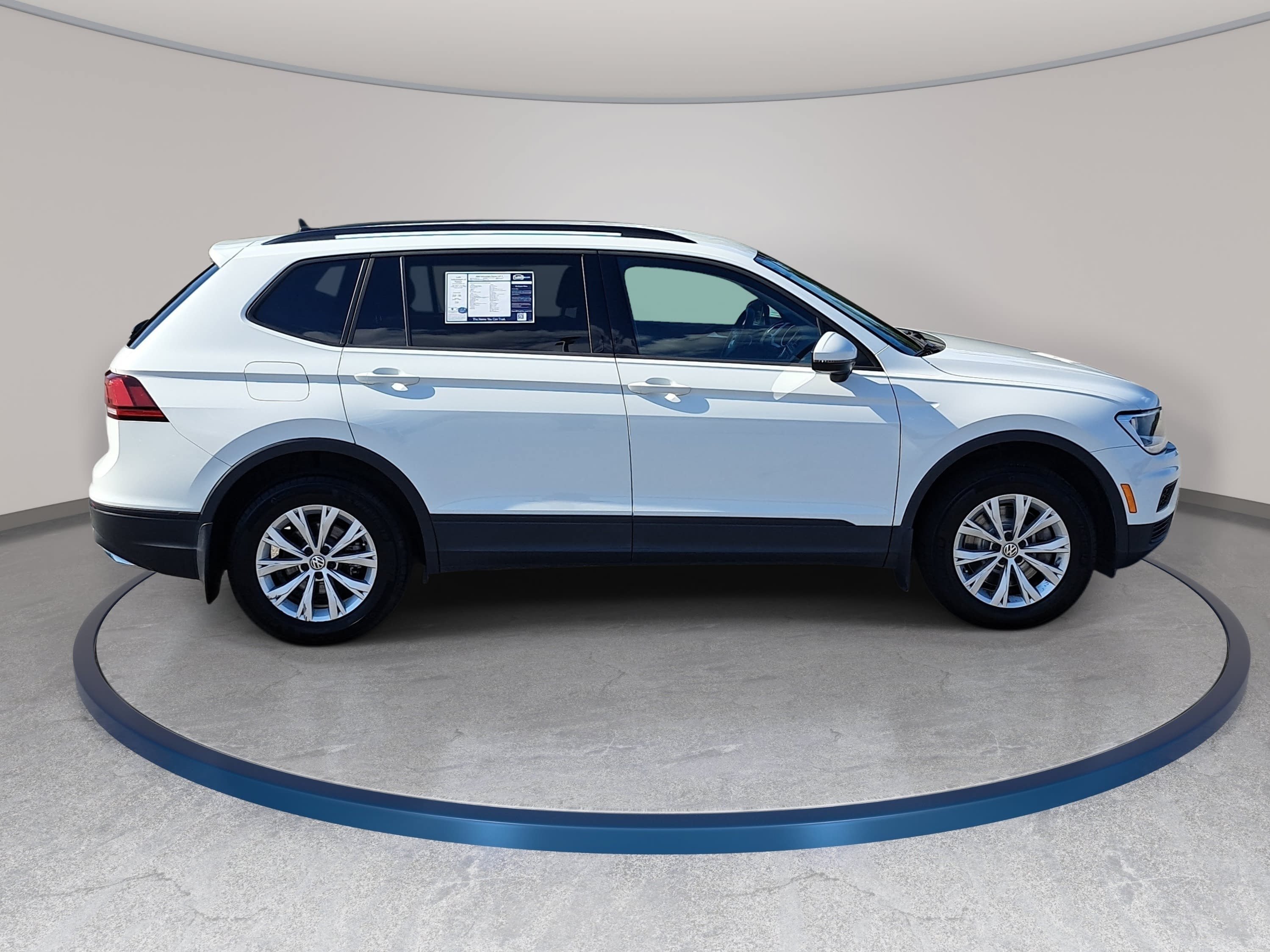 Used 2020 Volkswagen Tiguan S FWD image 4