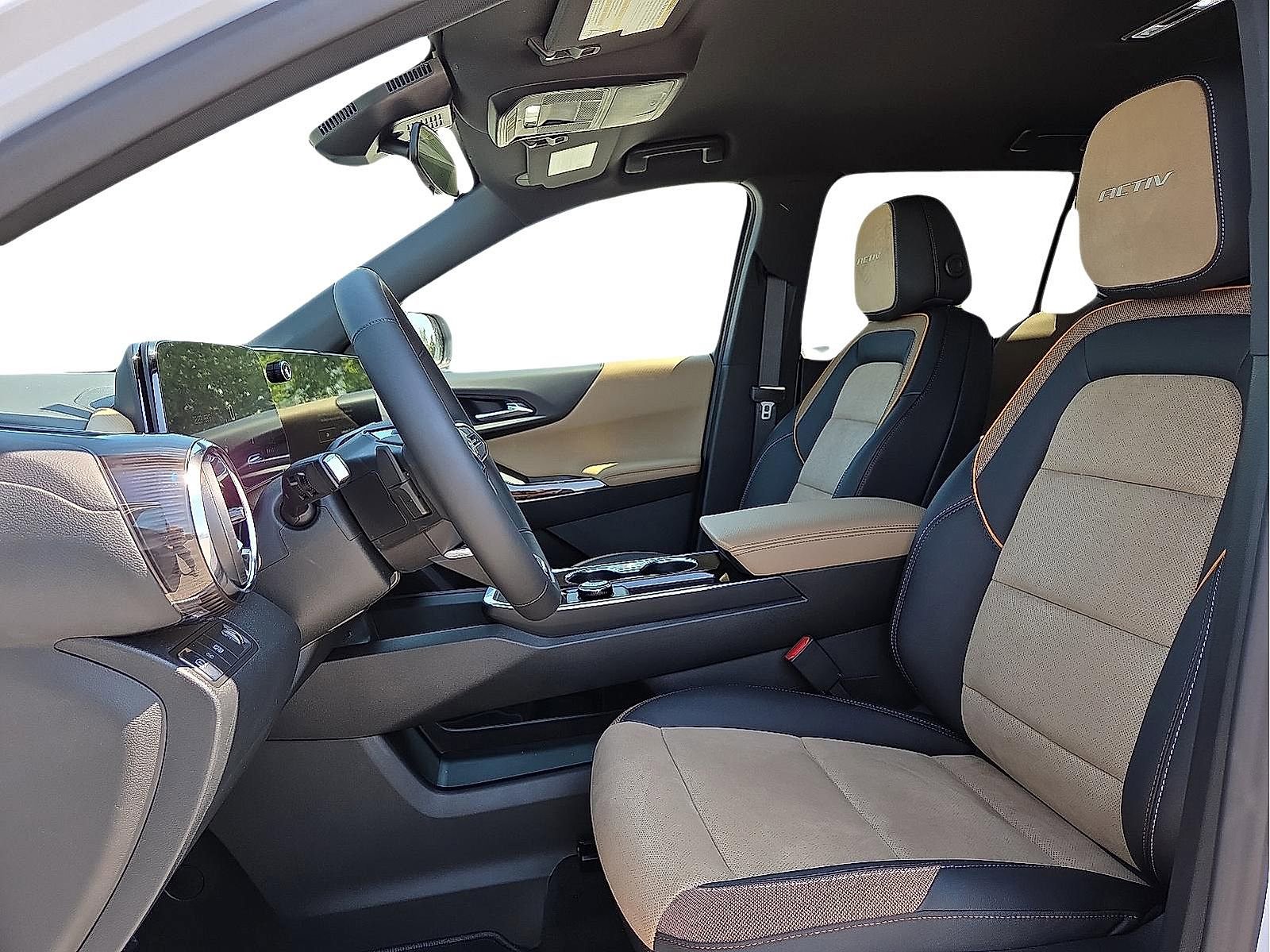 New 2026 Chevrolet Equinox ACTIV w/ Convenience Package III image 14