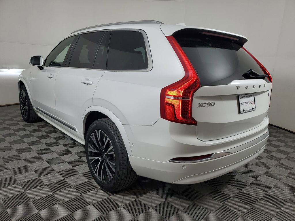 Used 2024 Volvo XC90 T8 Plus image 6