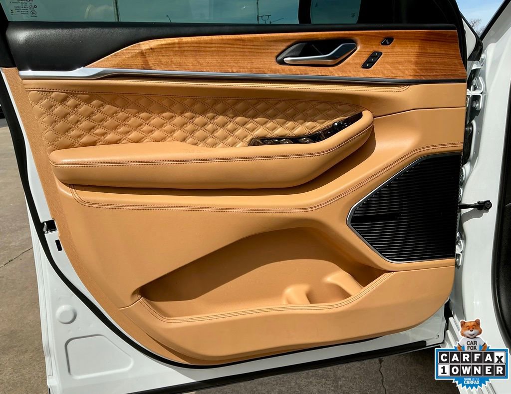 Used 2024 Jeep Grand Cherokee L Summit AWD/4WD image 43