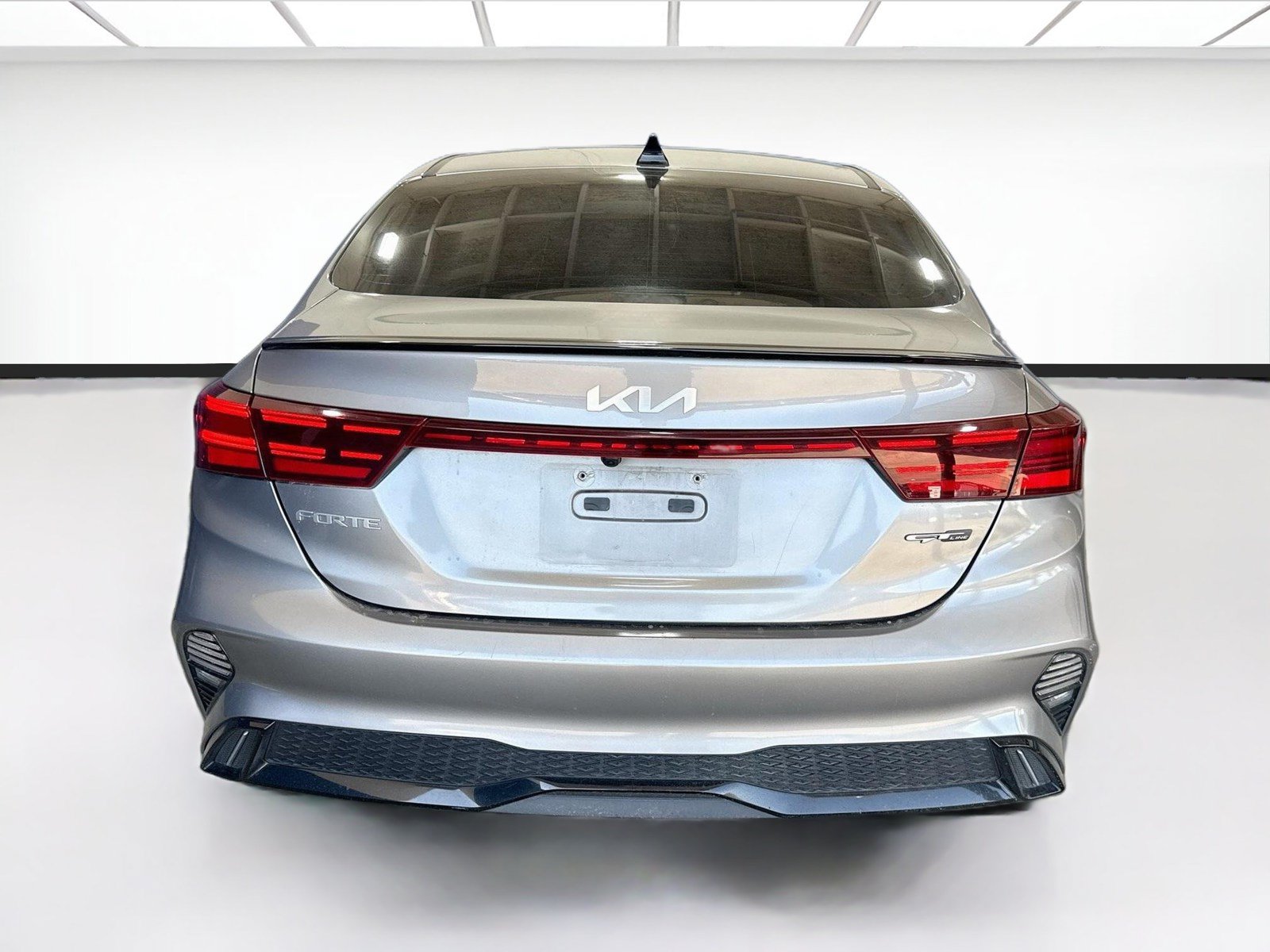 Used 2023 Kia Forte GT-Line FWD image 5