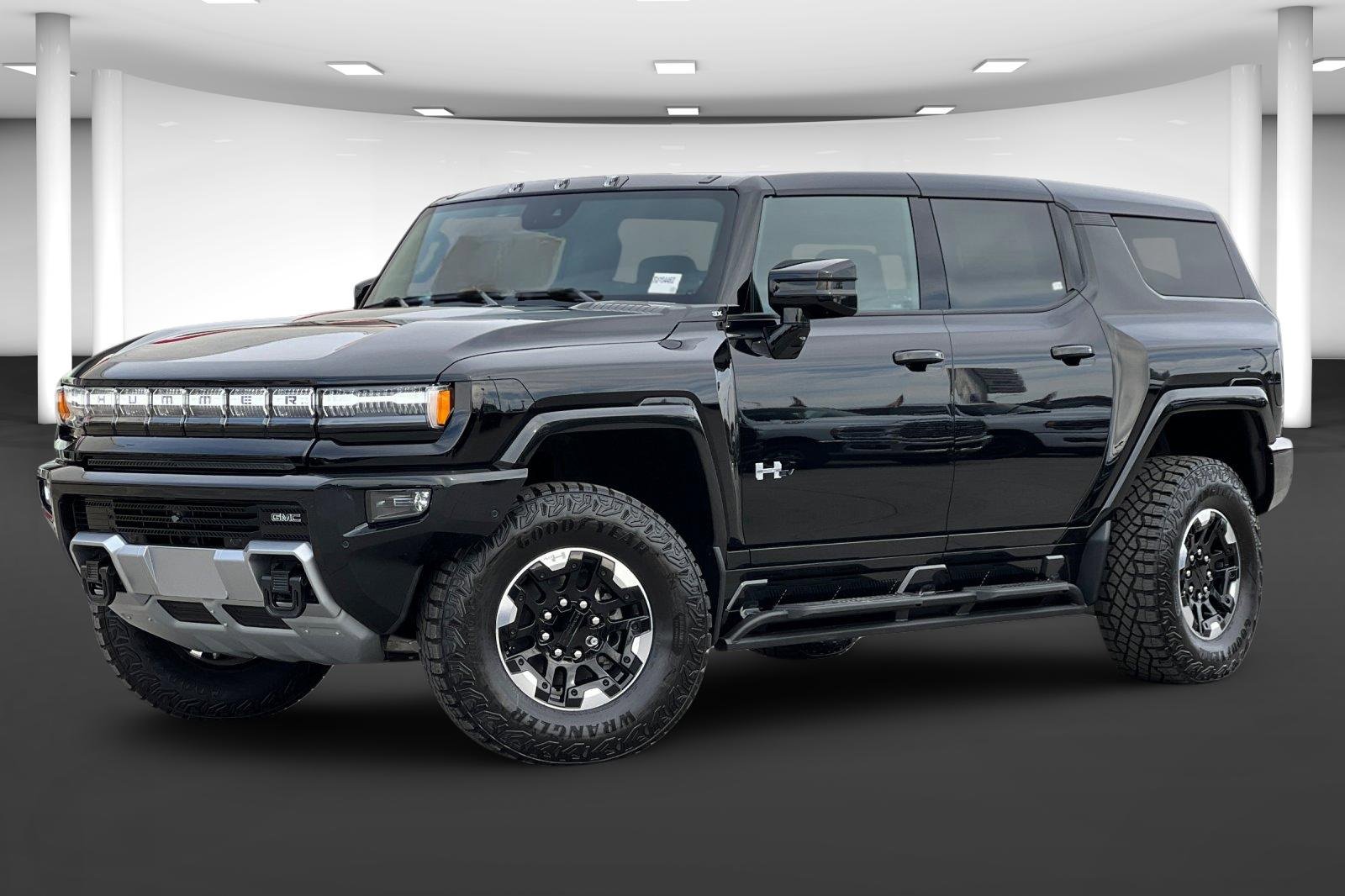 New 2025 GMC Hummer EV 3X w/ Extreme Off-Road Package image 2
