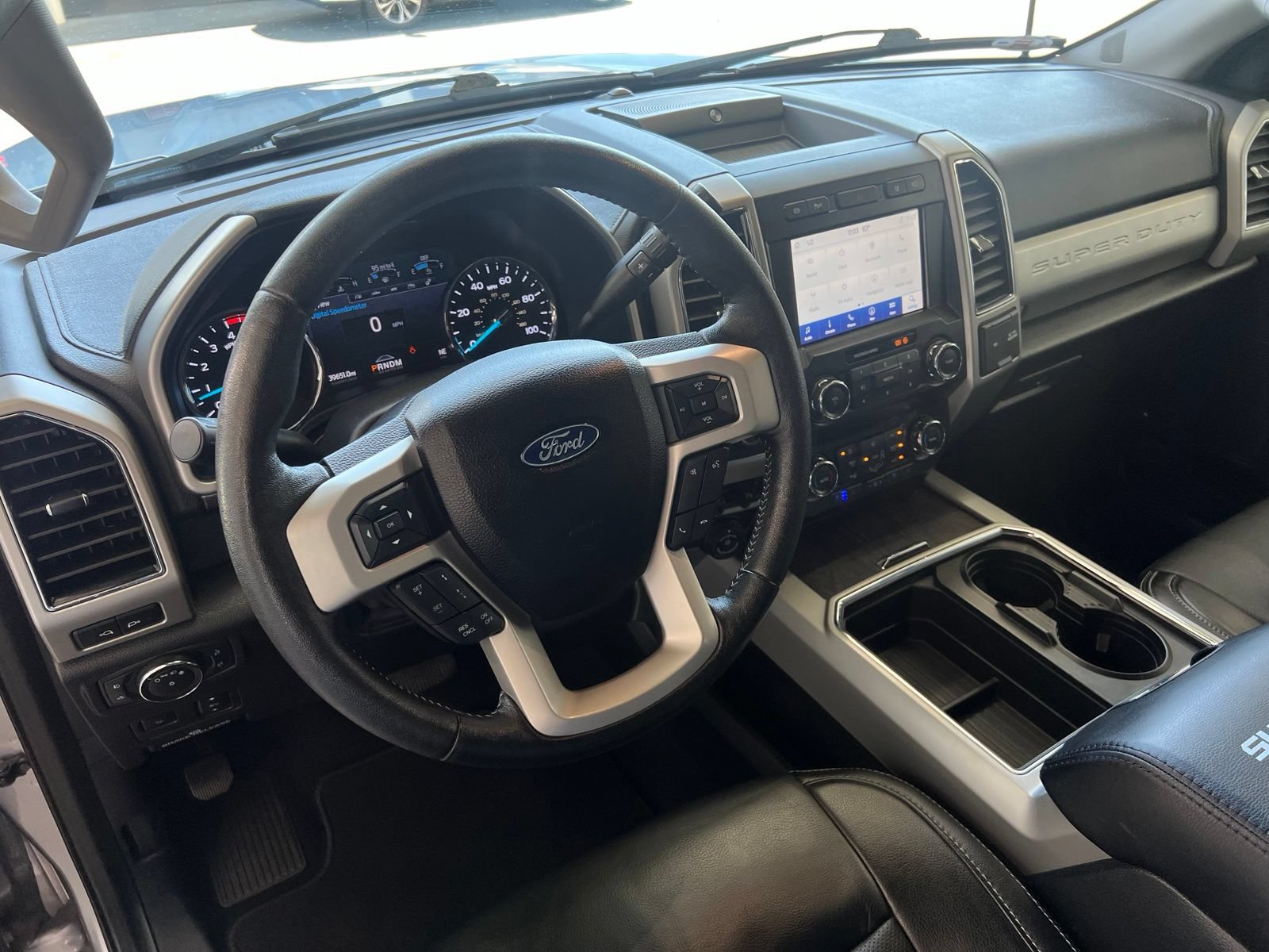 Used 2021 Ford F250 Lariat w/ Lariat Ultimate Package AWD/4WD image 12