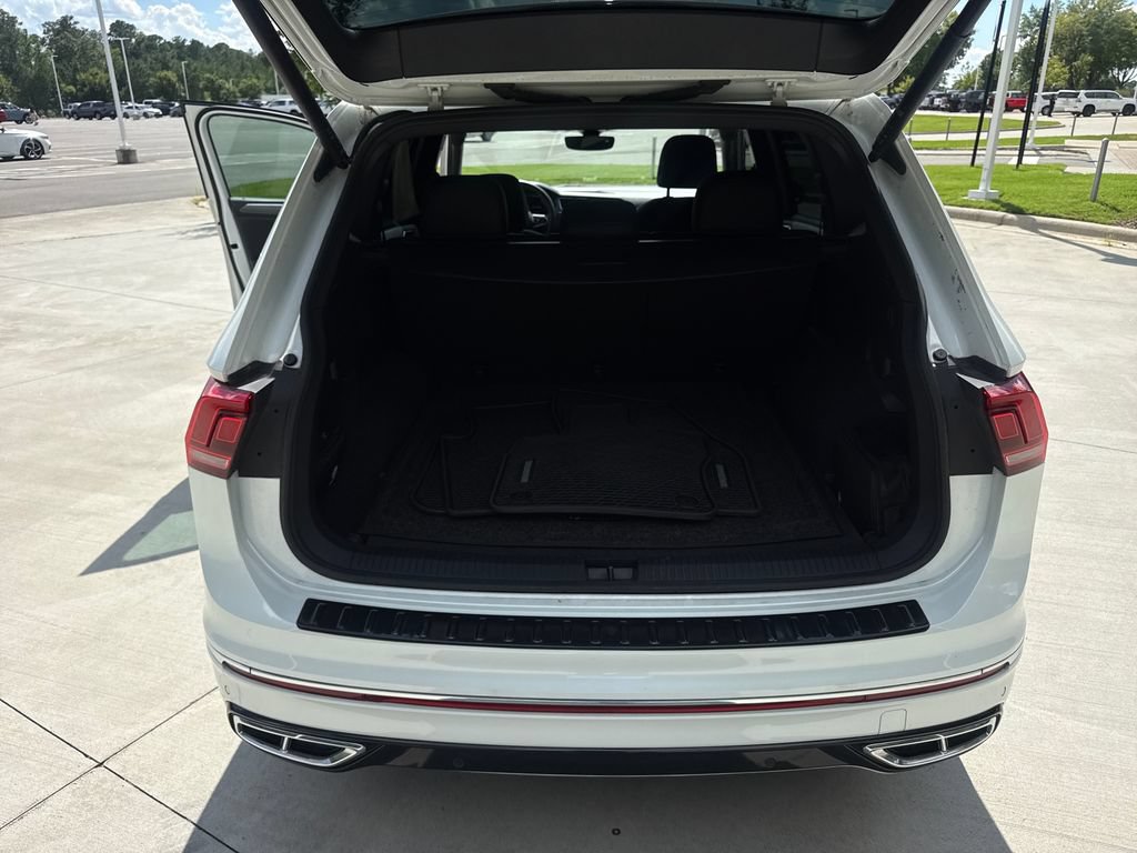 Used 2022 Volkswagen Tiguan SEL R-Line AWD/4WD image 33
