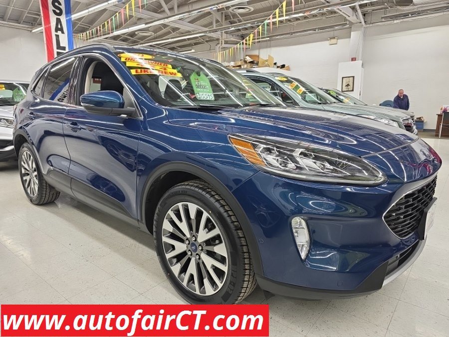 Used 2020 Ford Escape Titanium image 1