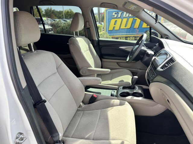 Used 2017 Honda Pilot EX image 18