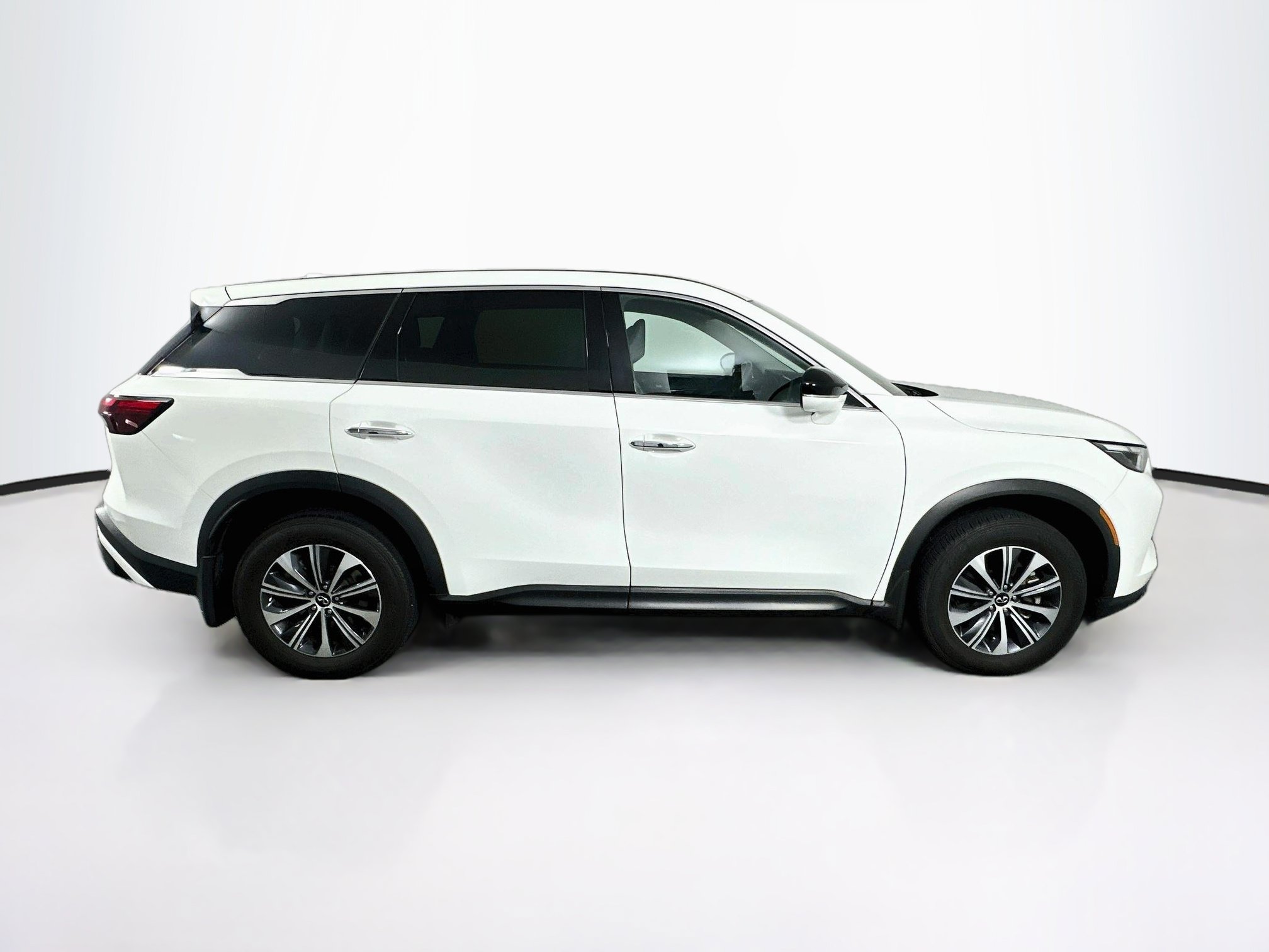 Used 2024 INFINITI QX60 Pure FWD image 10