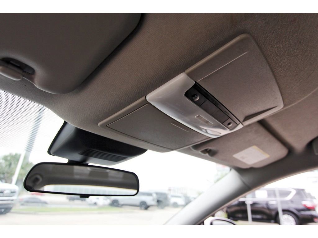 Used 2022 Nissan Sentra SV FWD image 16