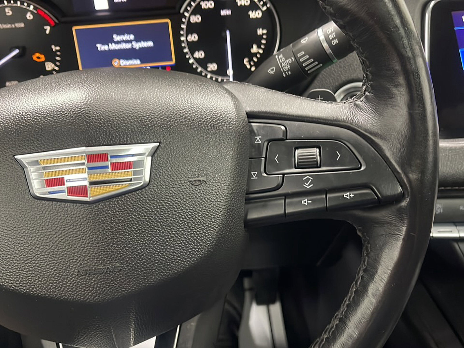 Used 2019 Cadillac XT4 Premium Luxury AWD/4WD image 7