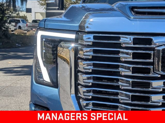 New 2026 GMC Sierra 2500 Denali w/ Denali Reserve Package AWD/4WD image 10