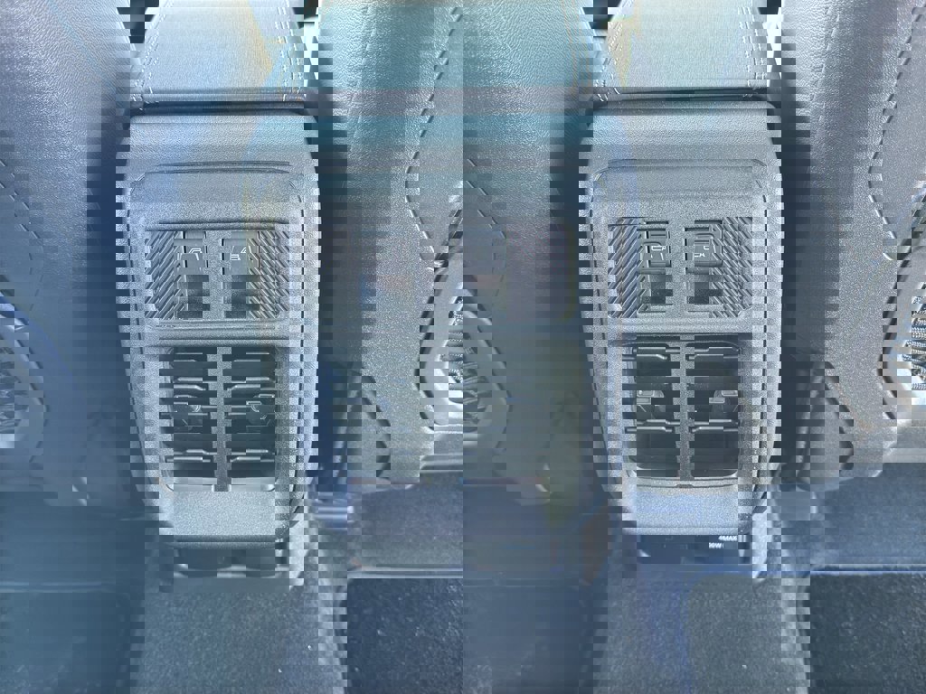 New 2025 Ford Bronco Badlands image 34