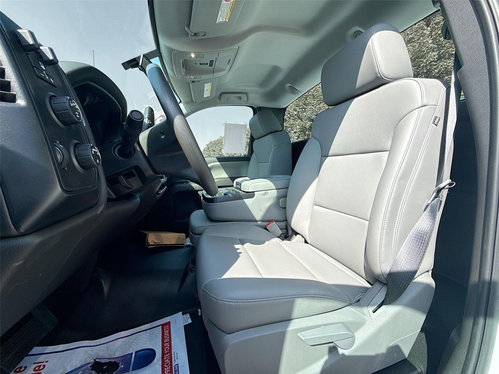 New 2024 Chevrolet Low Cab Forward RWD image 15