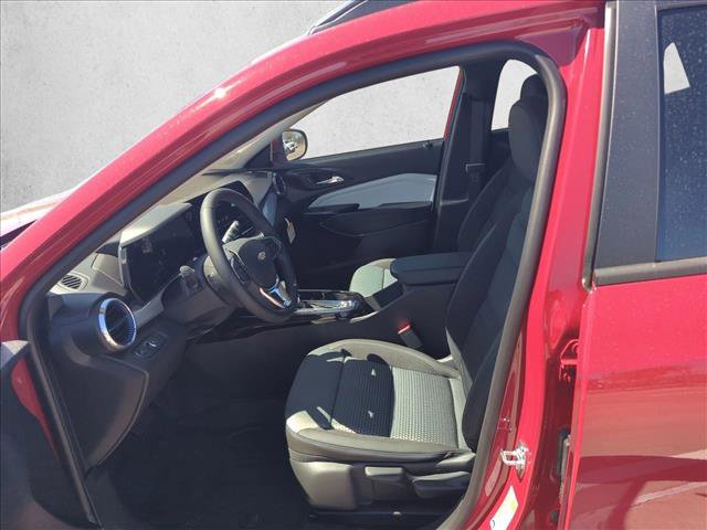 New 2026 Chevrolet Trax LT w/ Driver Confidence Package image 4