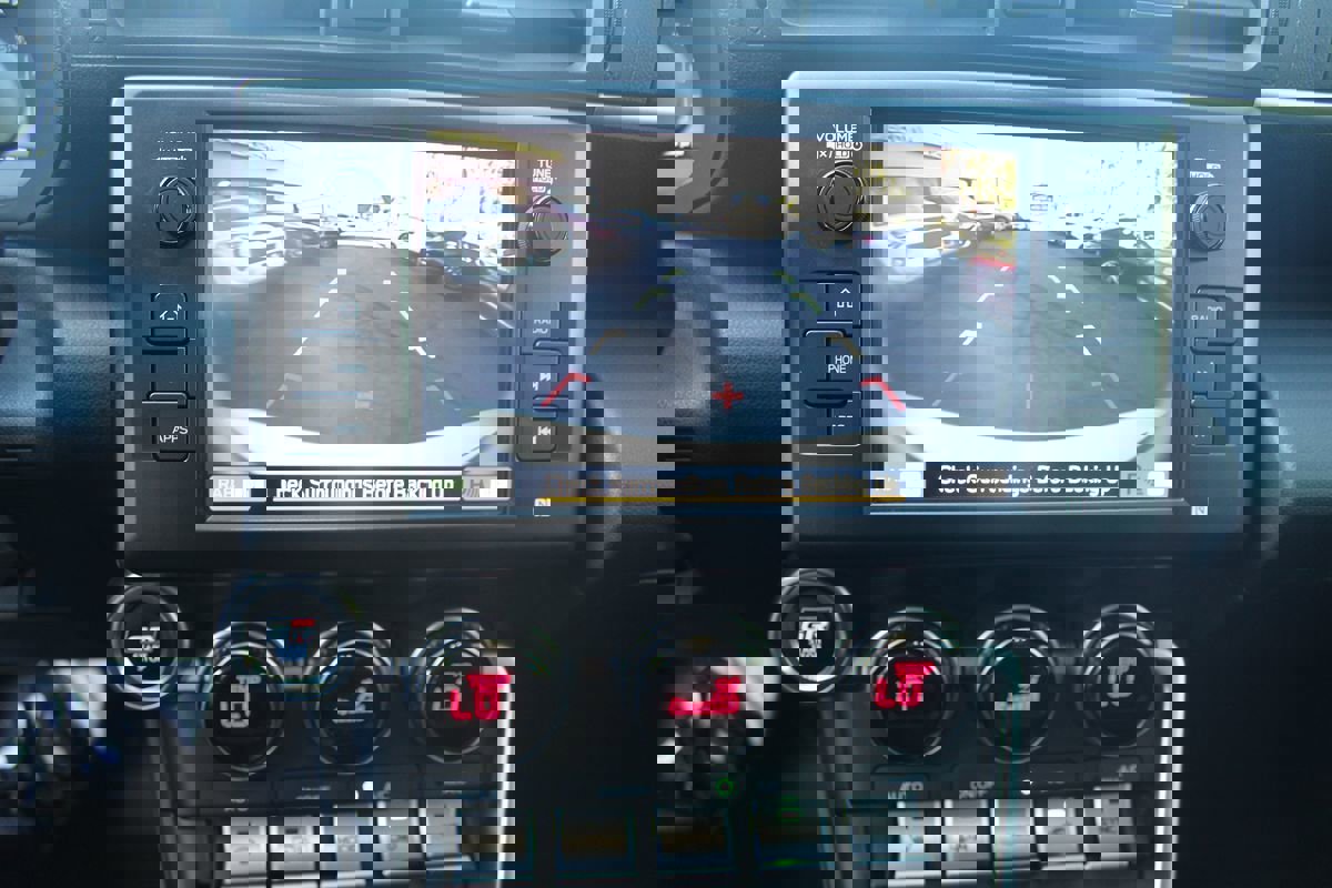 Used 2023 Toyota GR86 w/ ALL Weather Mat Package (TMS) RWD image 23