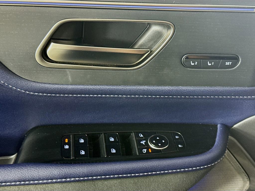 Certified 2026 INFINITI QX80 4WD w/ Sport Exterior Package image 23