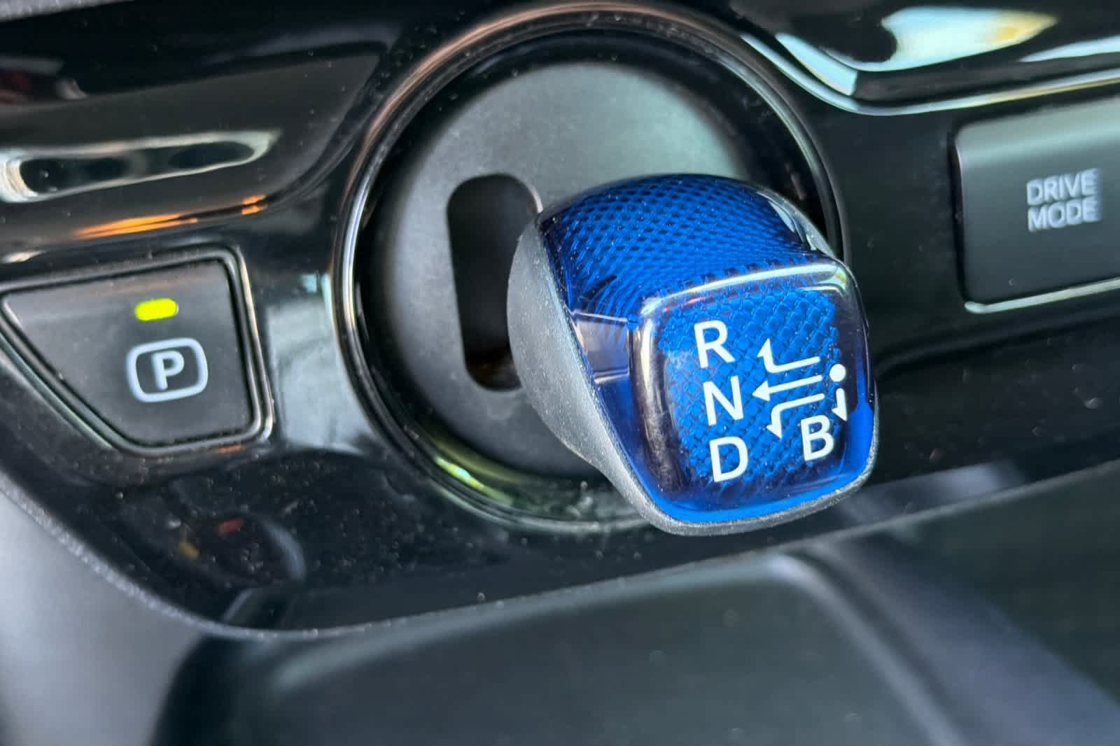 Used 2021 Toyota Prius LE AWD/4WD image 23